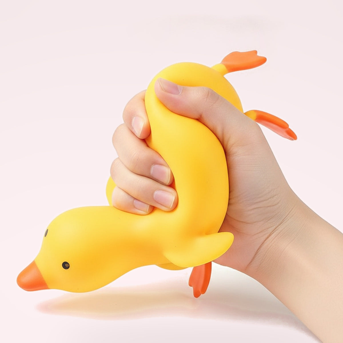 Squishy Canard mignon – en main